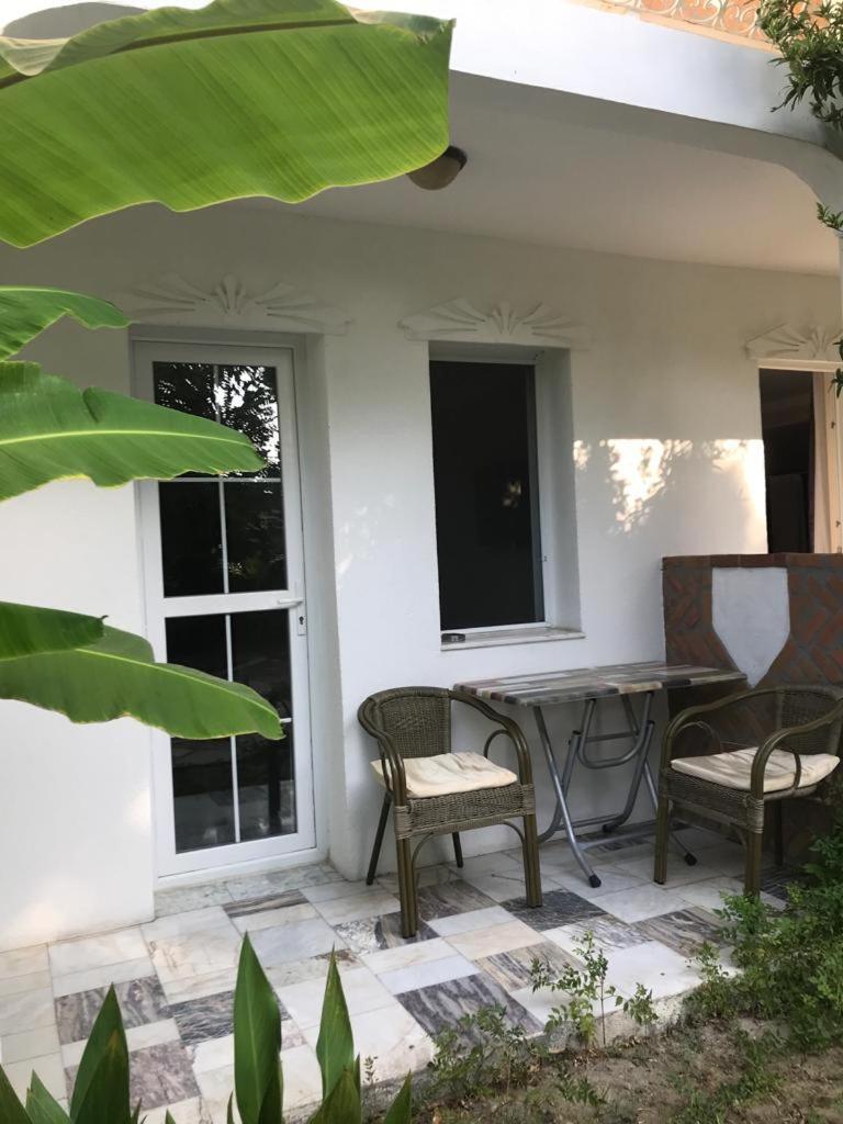 דליאן Central Park Otel - Adult Only מראה חיצוני תמונה