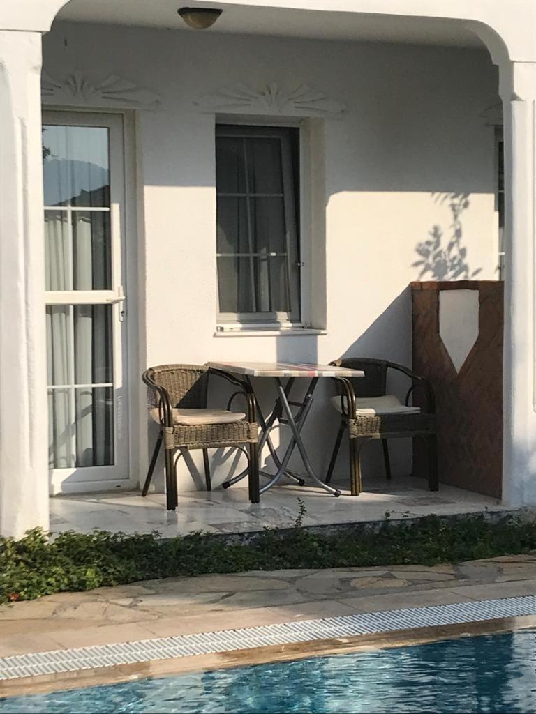 דליאן Central Park Otel - Adult Only מראה חיצוני תמונה