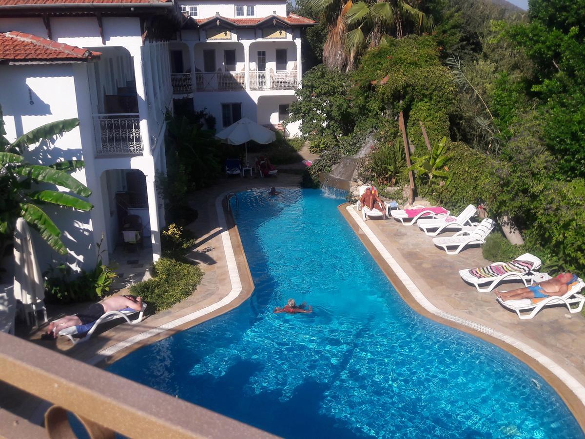 דליאן Central Park Otel - Adult Only מראה חיצוני תמונה